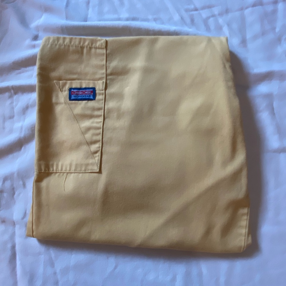 Scrub pants